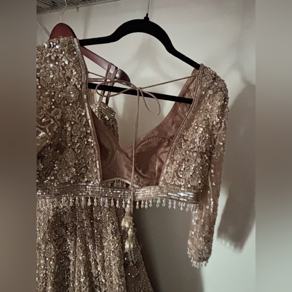 It’s indien lehegas for the party’s.
I wear one time. - Picture 3 of 13